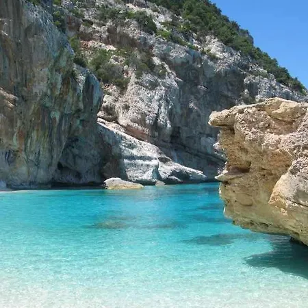 Casa Vacanze Nana Con Cortile * Tortoli