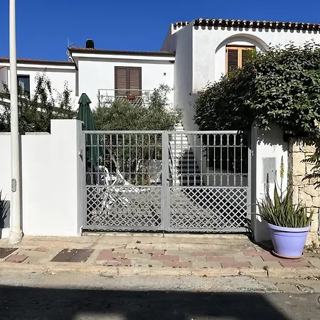 Casa Vacanze Nana Con Cortile Tortoli
